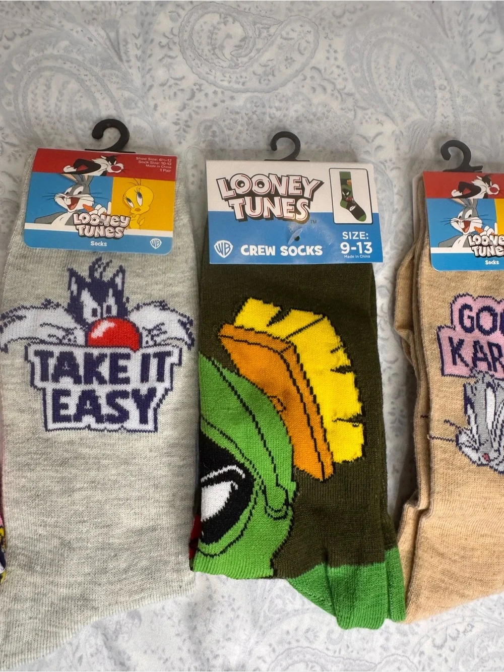 Warner Bros. Unisex Crew Socks Set - Tweety, Sylvester, Marvin the Martian, Bugs
